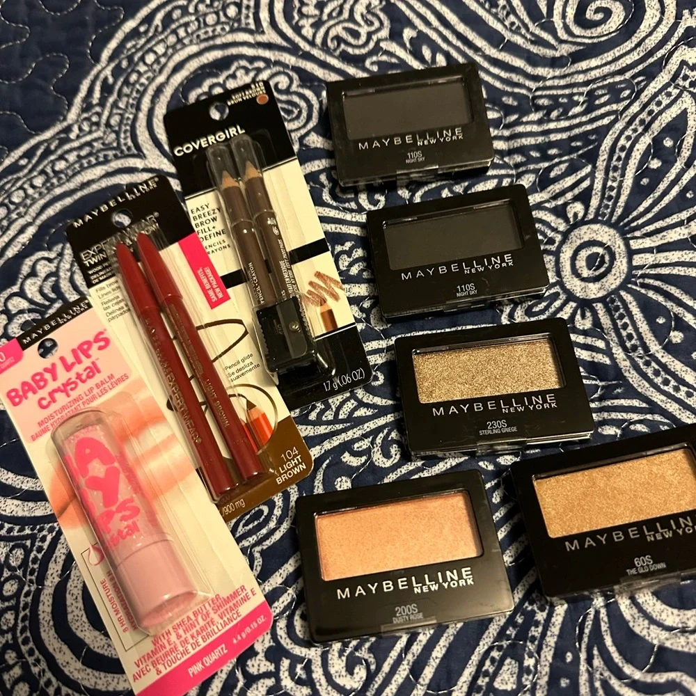 Maybelline Eye Shadow Bundle & More   Makeup Bundle #9 - Picture 10 of 10